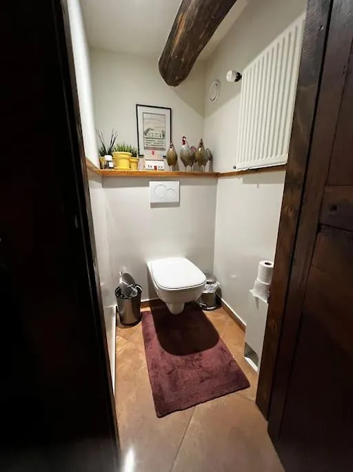 Belle Maison De Vacances Avec Piscine Chauffee Tremouille  Tremouille (Cantal)