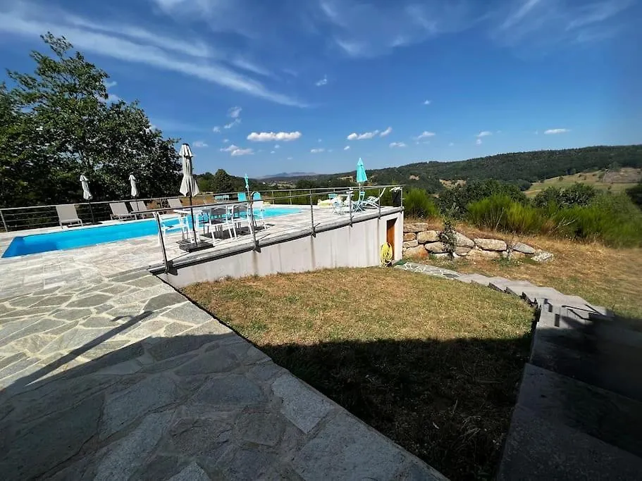 Belle Maison De Vacances Avec Piscine Chauffee Tremouille  France