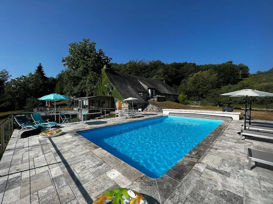 Belle Maison De Vacances Avec Piscine Chauffee Tremouille